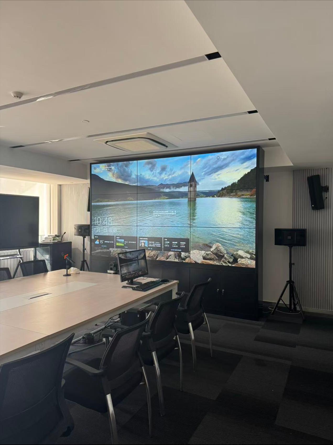 <b>烟台某企业49寸9台拼接屏加音视频系统安装调试完工</b>